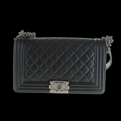 chanel le boy 25cm or 30cm|Chanel 19 bag review.